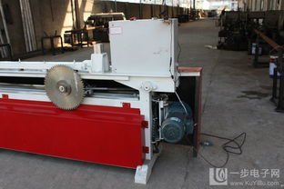 往復(fù)式單側(cè)清邊鋸 昆明中旭木工機(jī)械的專業(yè)解決方案與電纜填充繩設(shè)備的高清圖解